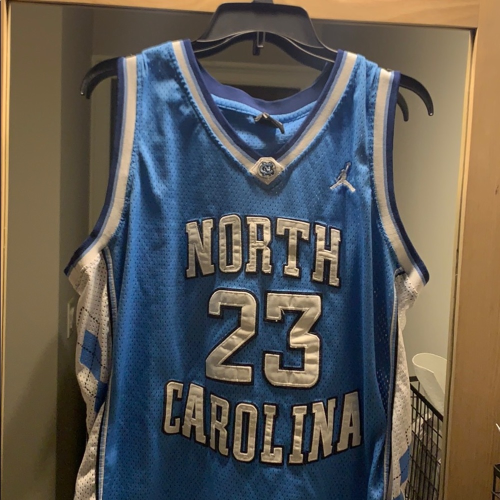Michael Jordan North Carolina Tar-heels Jersey